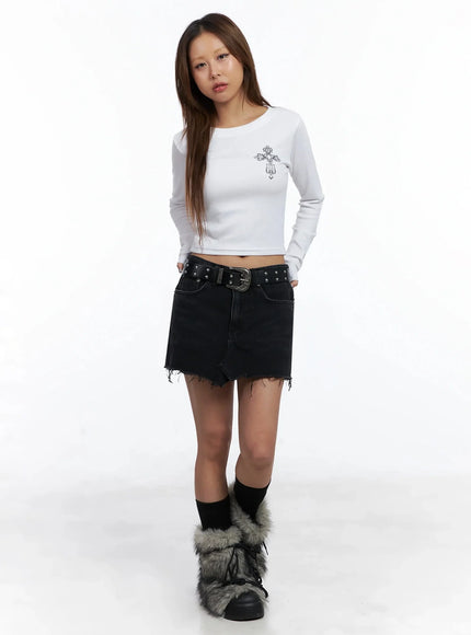 cross-graphic-crop-top-in528