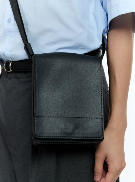 mens-leather-crossbody-bag-ig519