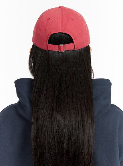 bear-embroidered-graphic-cap-if421