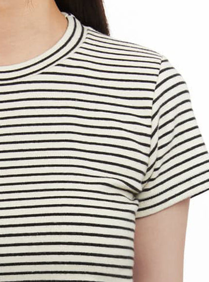 basic-striped-tee-ij527