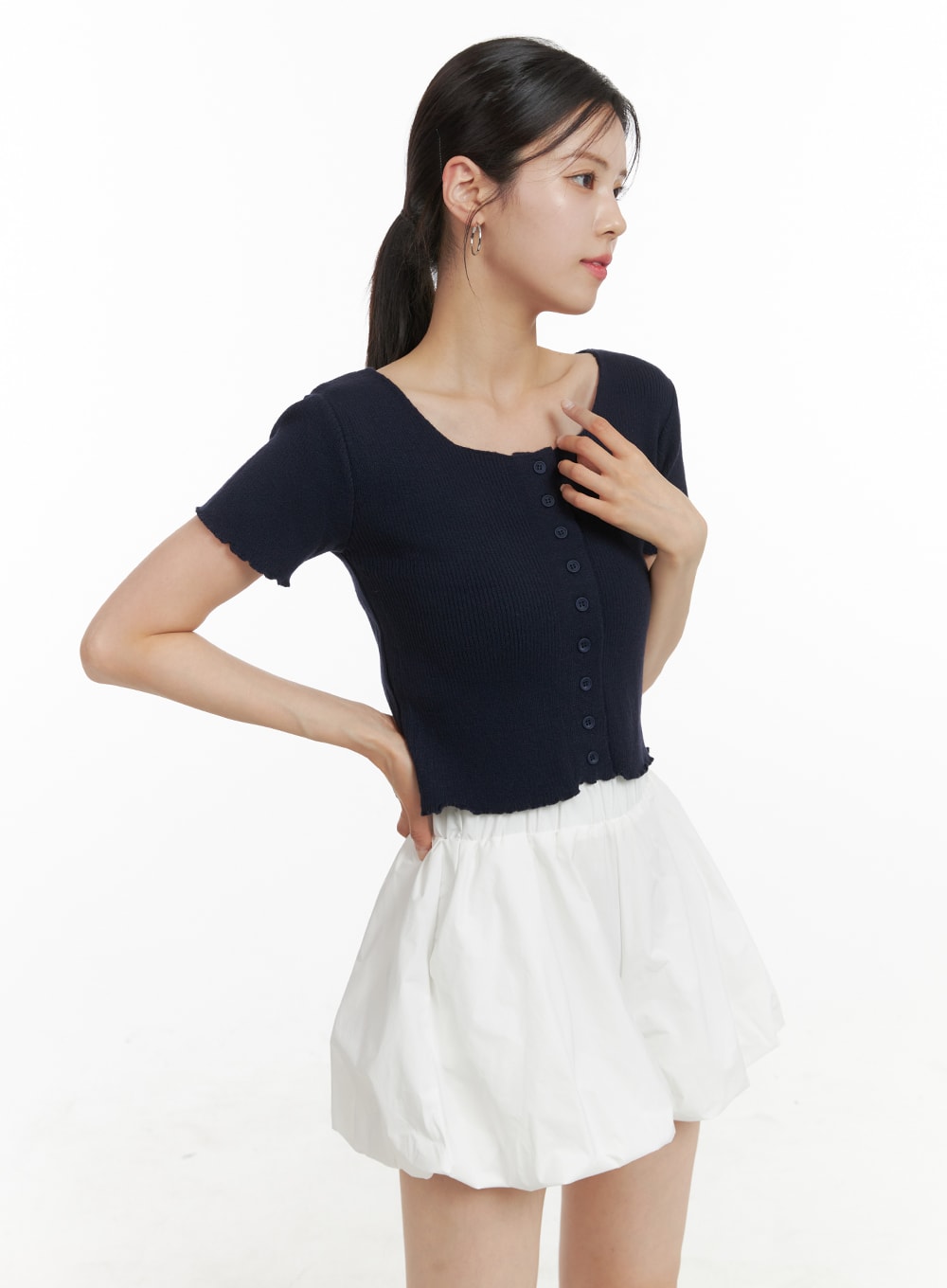 round-neckline-button-up-top-oa422