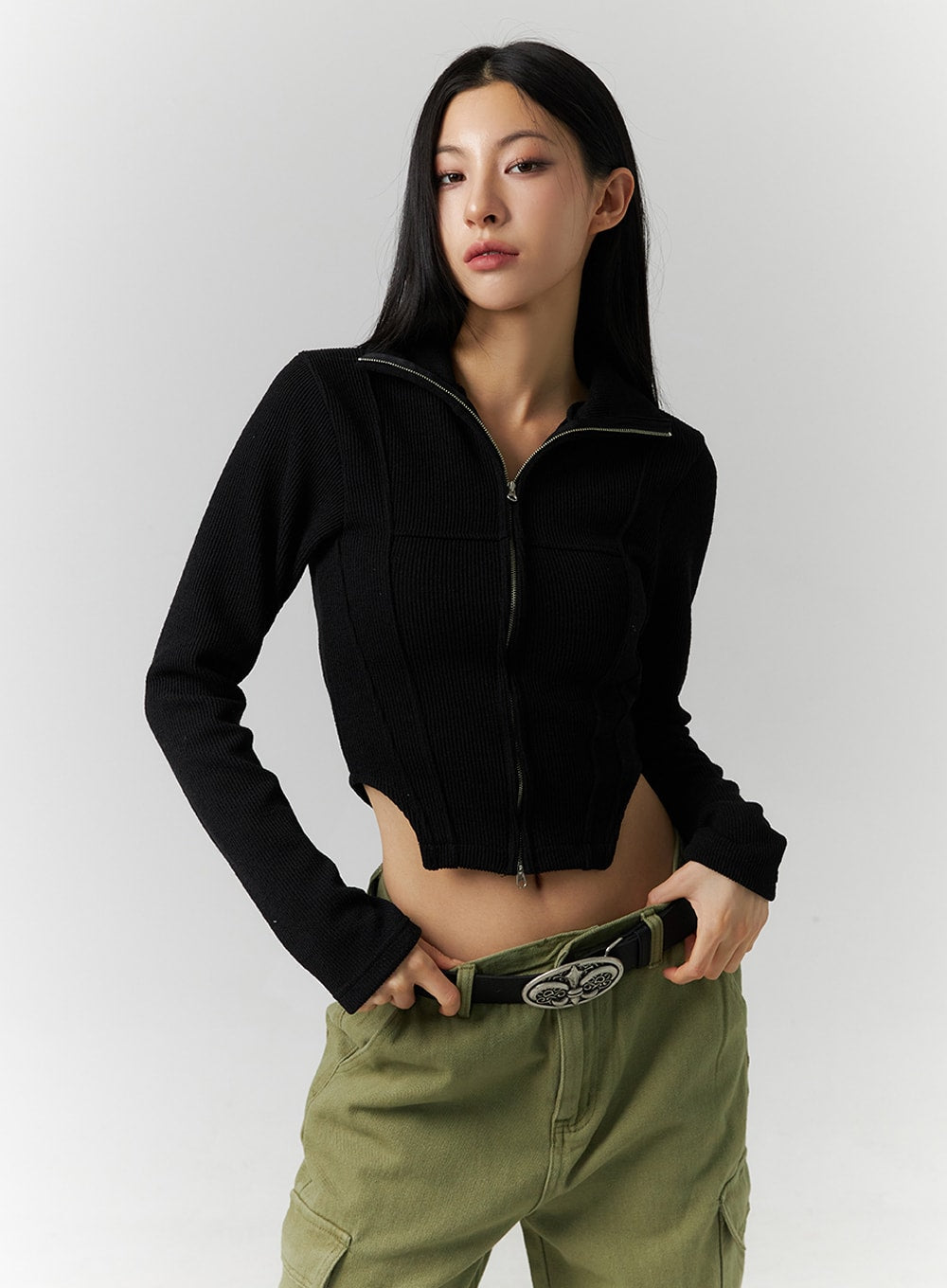 slim-fit-zip-up-knit-top-id306