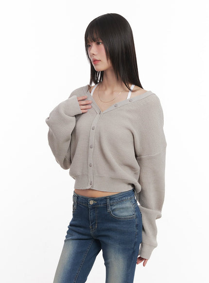 V-Neck Buttoned Cropped Cardigan CM519