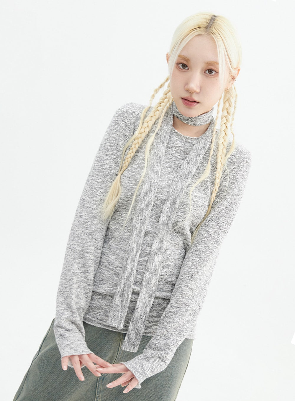 round-neck-knit-top-with-scarf-in327