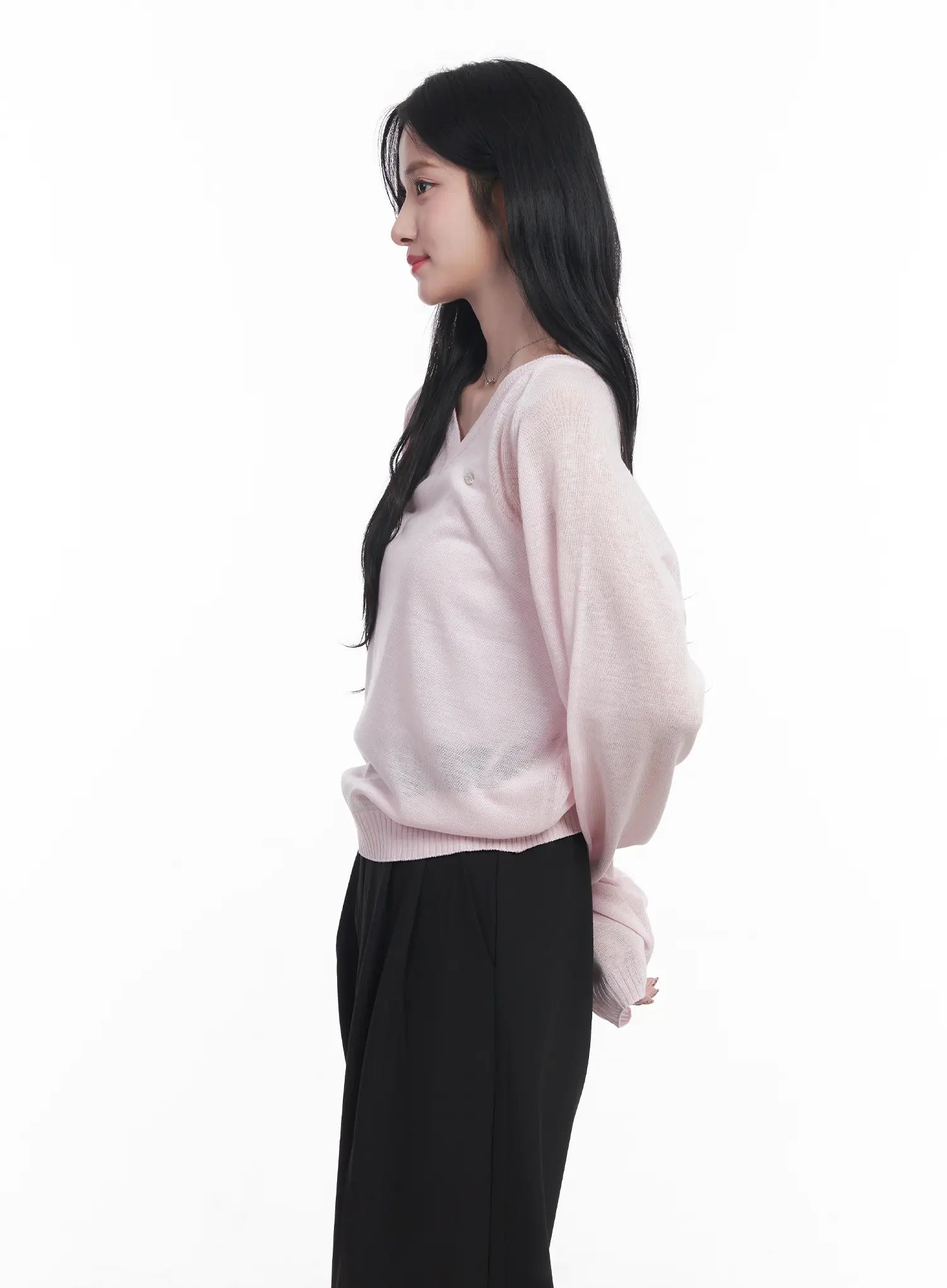 sheer-v-neck-sweater-cu523