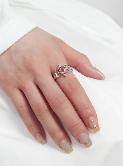 centered-red-cubic-ring-cf525