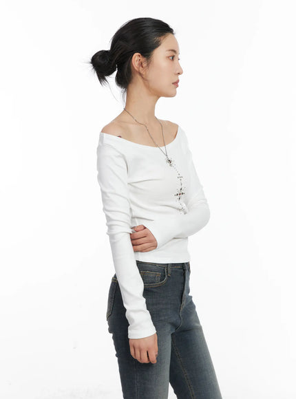 studded-boat-neck-long-sleeve-top-cd509
