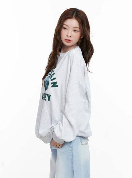 Mountain Valley Graphic Crewneck CG521