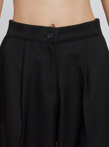 wide-leg-pintuck-slacks-in507
