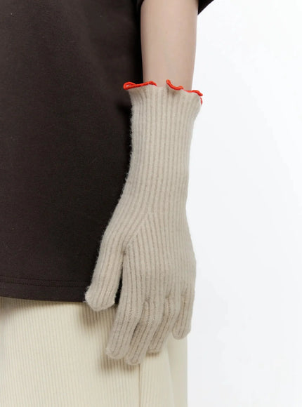 handmade-knit-touchscreen-gloves-id526