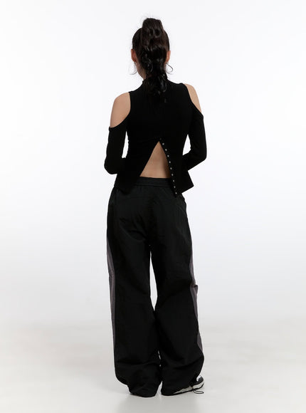 striped-loose-fit-trackpants-cn421