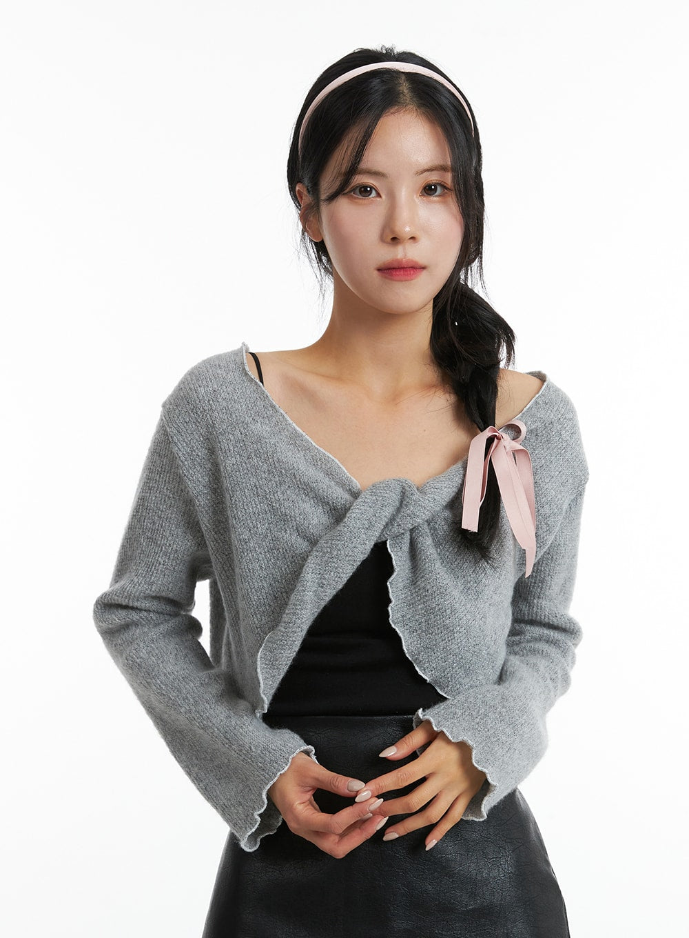 twisted-off-shoulder-crop-sweater-od301