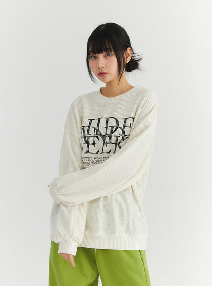 waffle-graphic-long-sleeve-tee-cn301