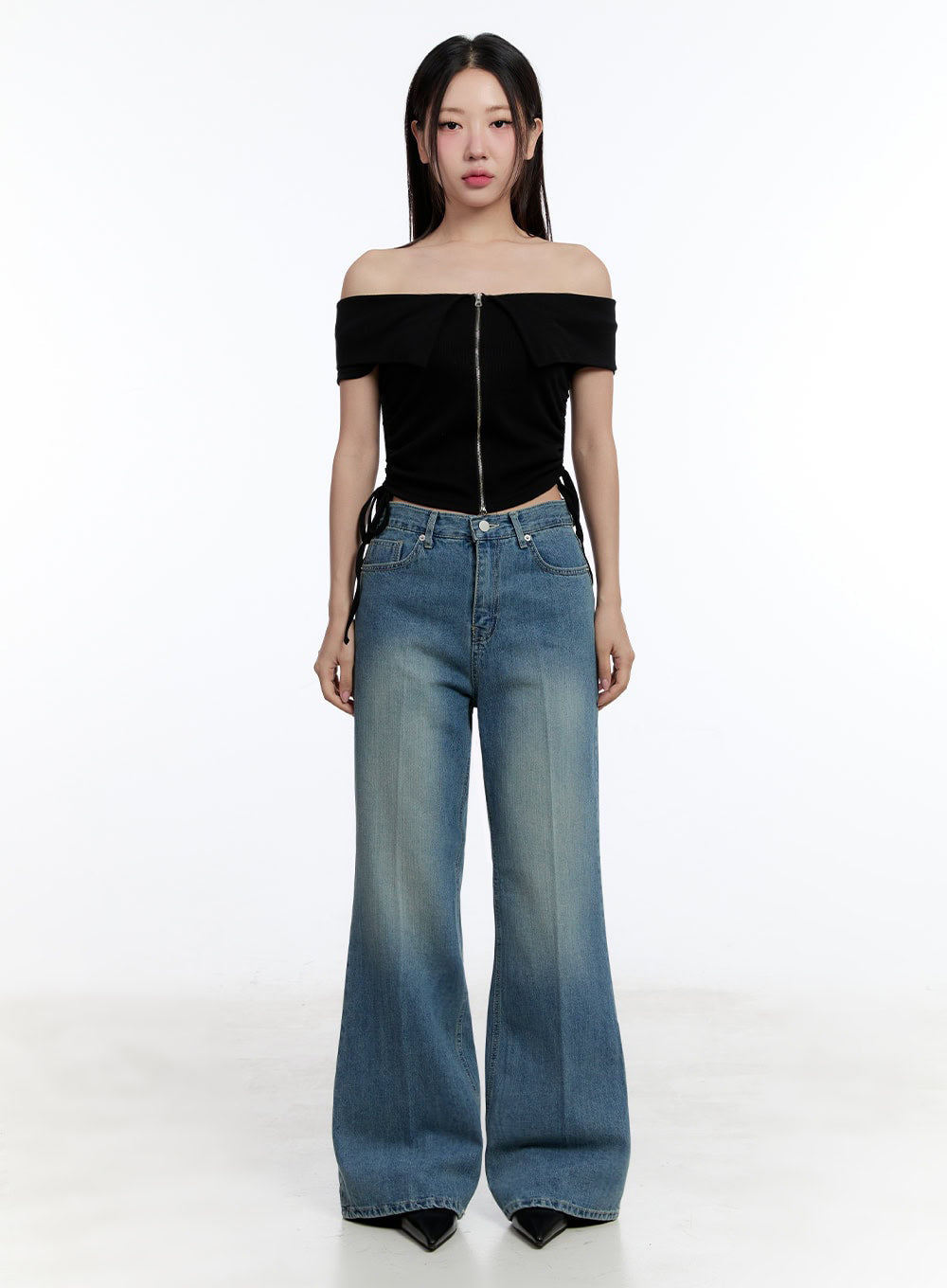 aliya-washed-bootcut-jeans-iu503