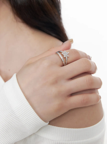 twisted-elegant-star-ring-cf525