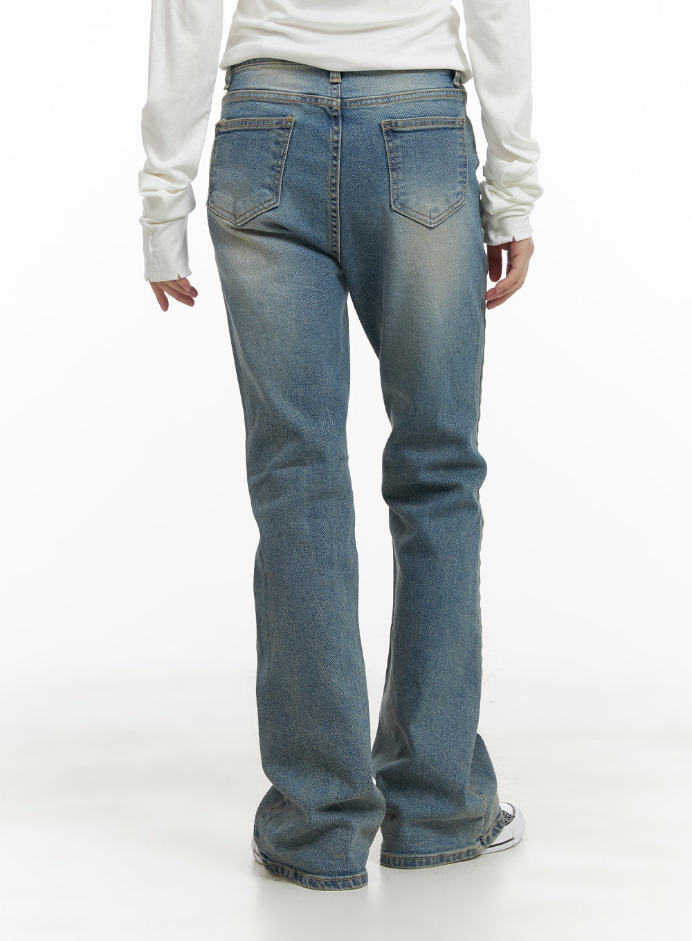 slim-fit-bootcut-jeans-ca419