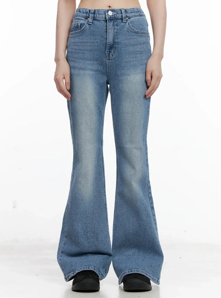 Hikaru High-Waist Flare Jeans IL531