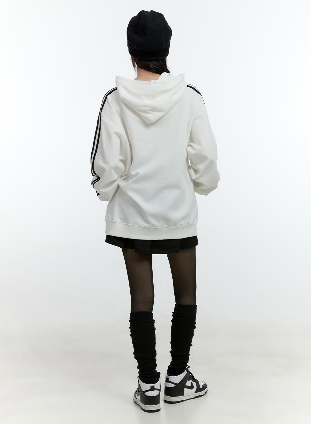 cozy-graphic-sports-hoodie-cf507