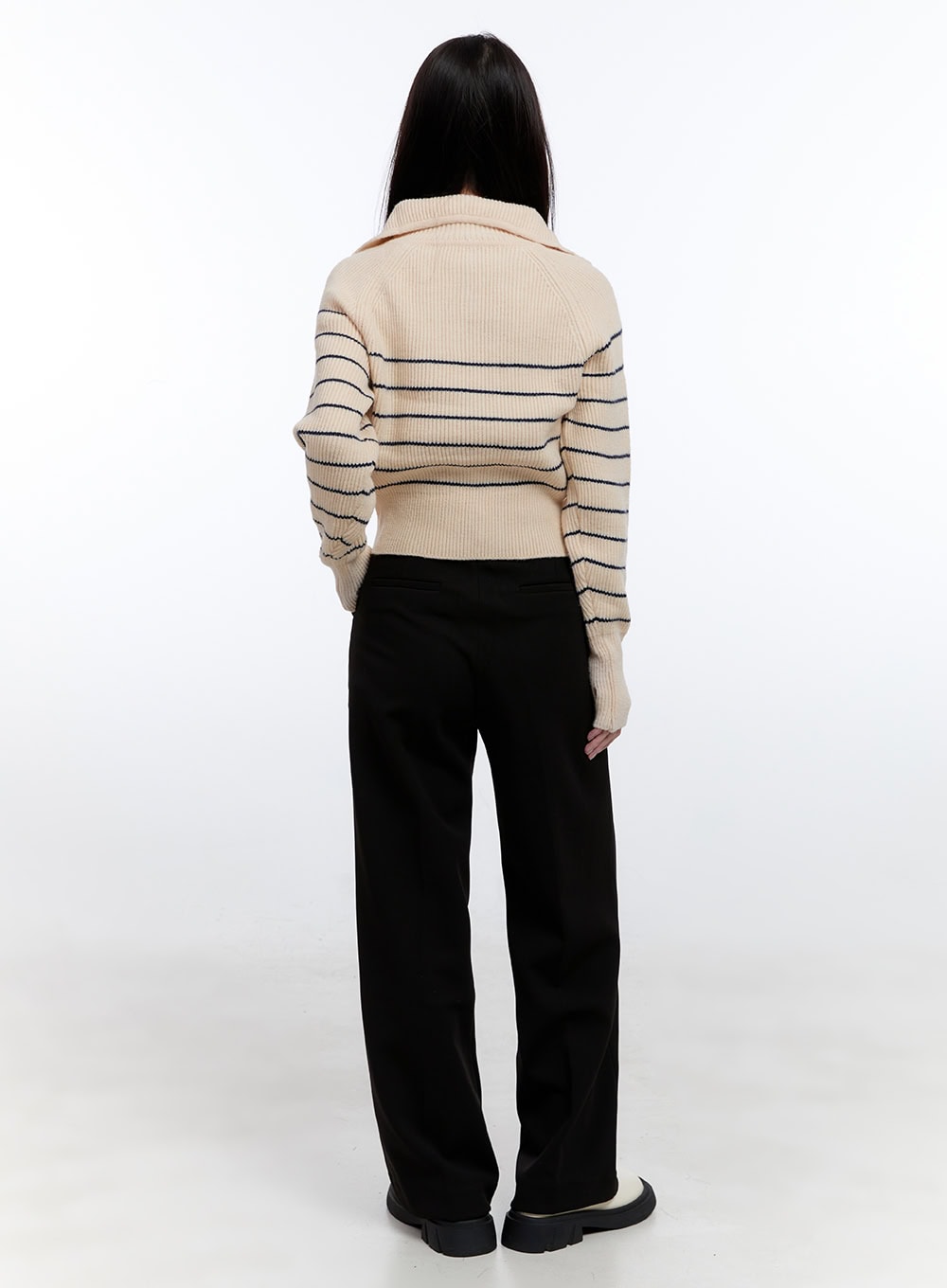 striped-half-zip-sweater-on418