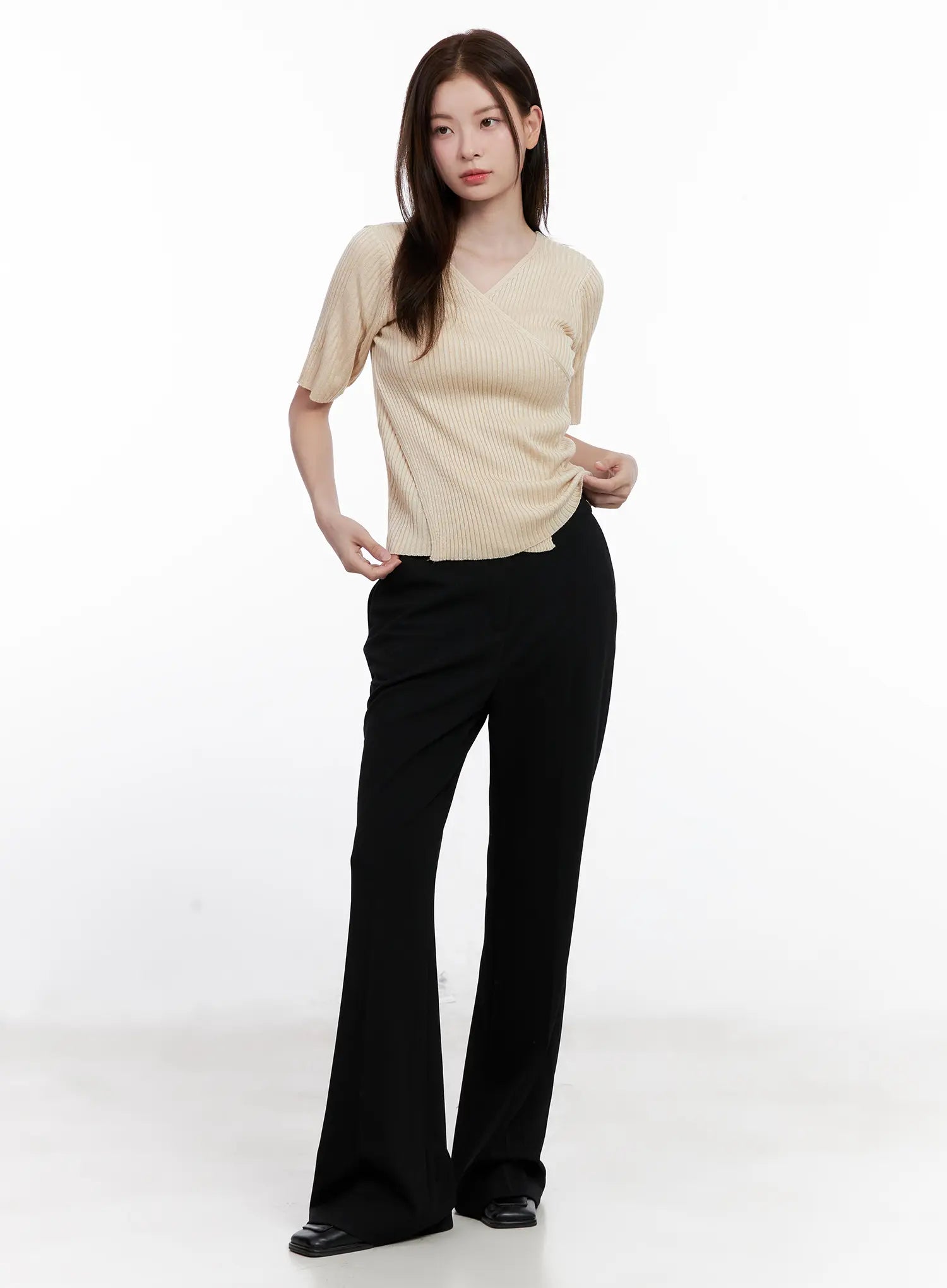 casual-knit-v-neck-tee-cl523