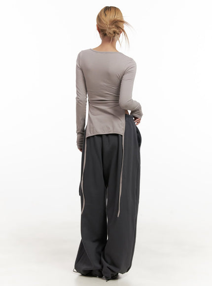 Wide-Fit Cargo Sweatpants CJ507