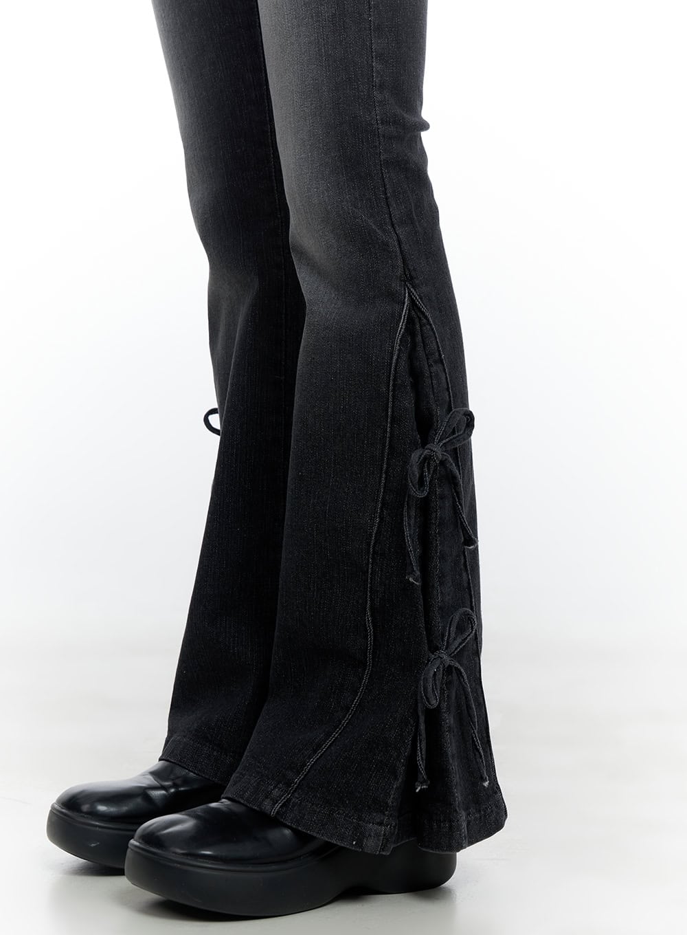 flora-ribbon-washed-bootcut-jeans-cs420