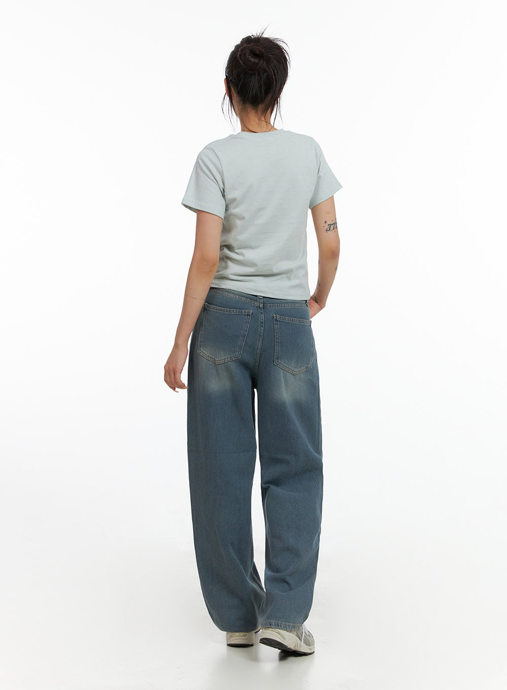 vintage-washed-wide-leg-jeans-cl415