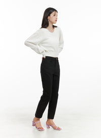straight-fit-cropped-pants-oa419