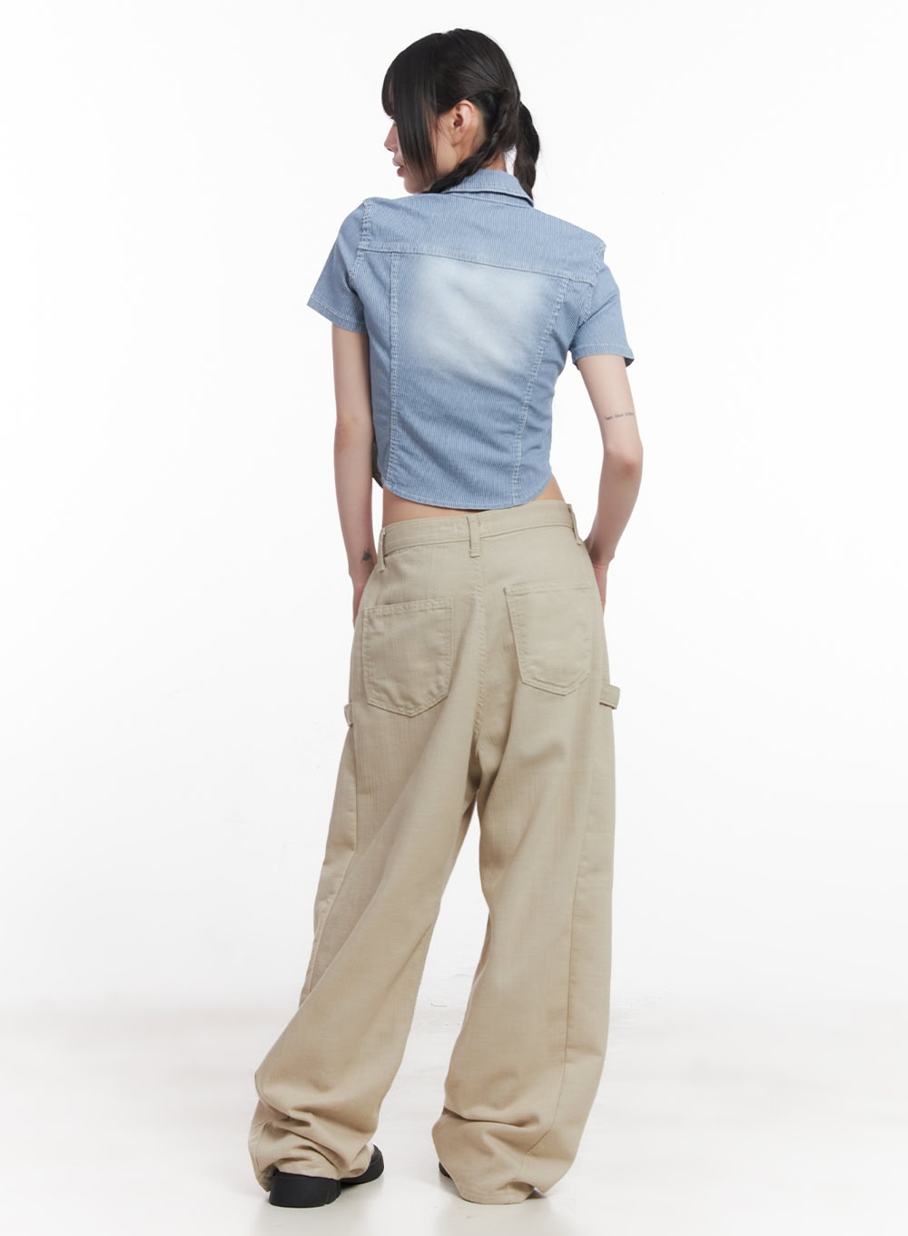 wide-fit-buttoned-pants-cu506