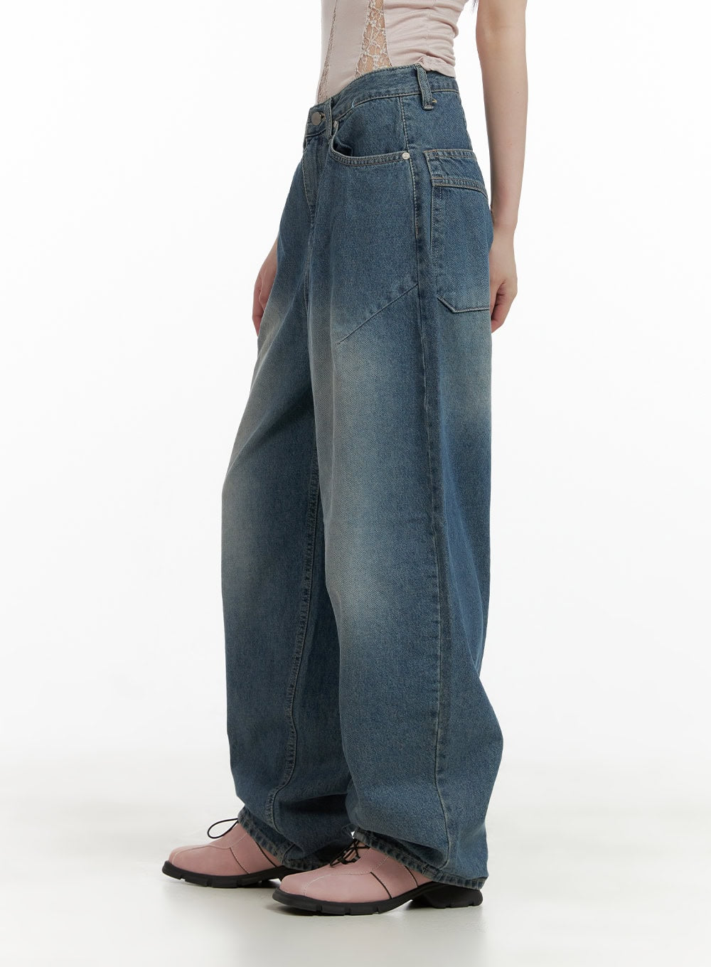 washed-denim-baggy-jeans-cy428