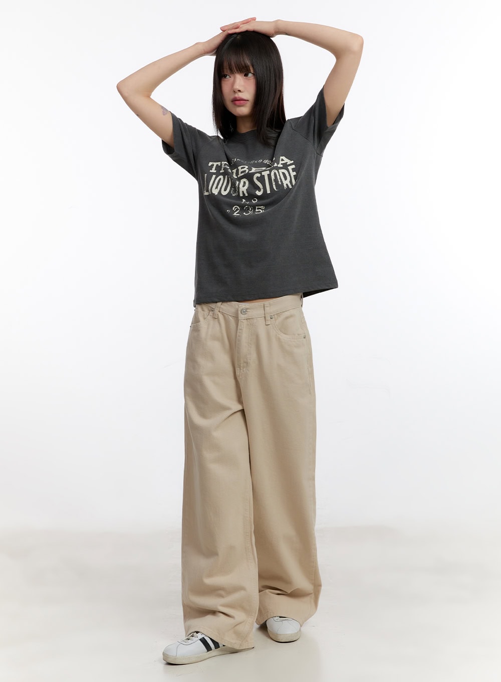 urban-casual-graphic-top-ca509