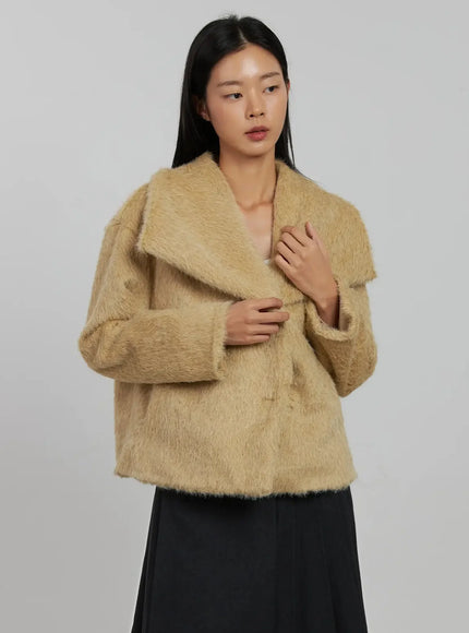wide-collar-faux-fur-coat-ij509