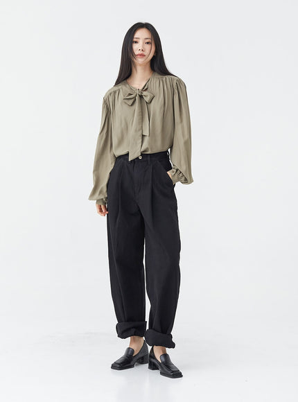Pintuck Black Jeans OG18