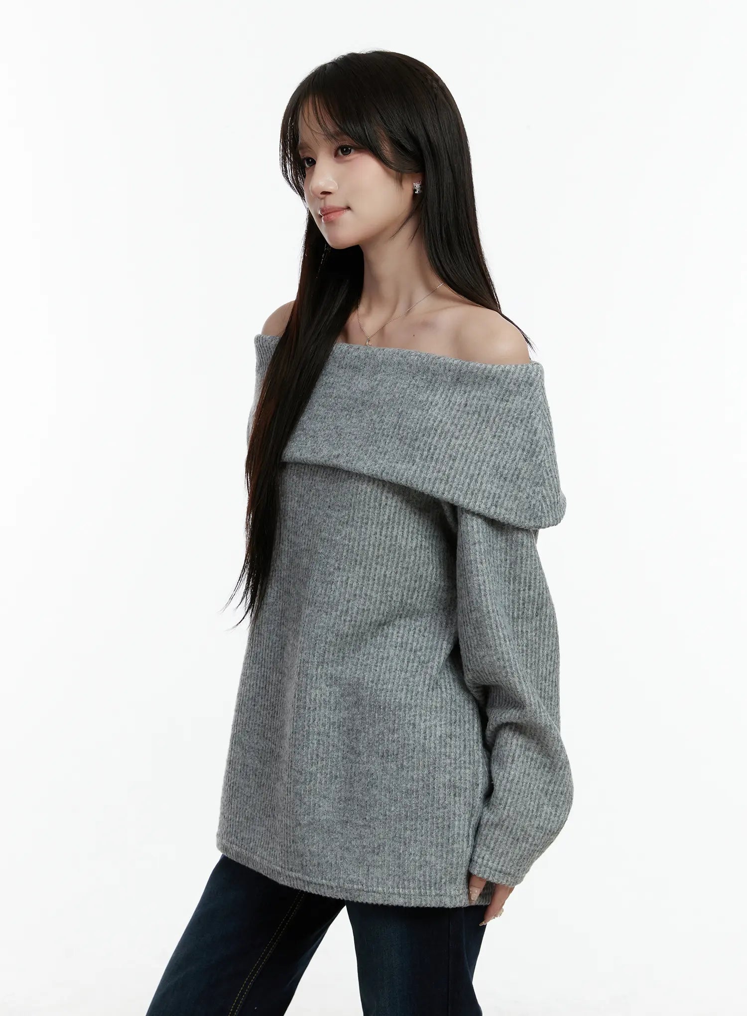 fleece-ribbed-off-shoulder-knit-top-cd523