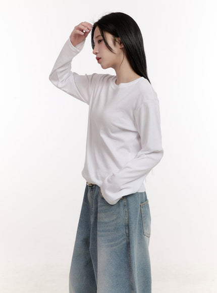 Essential Long-Sleeve T-Shirt CJ529