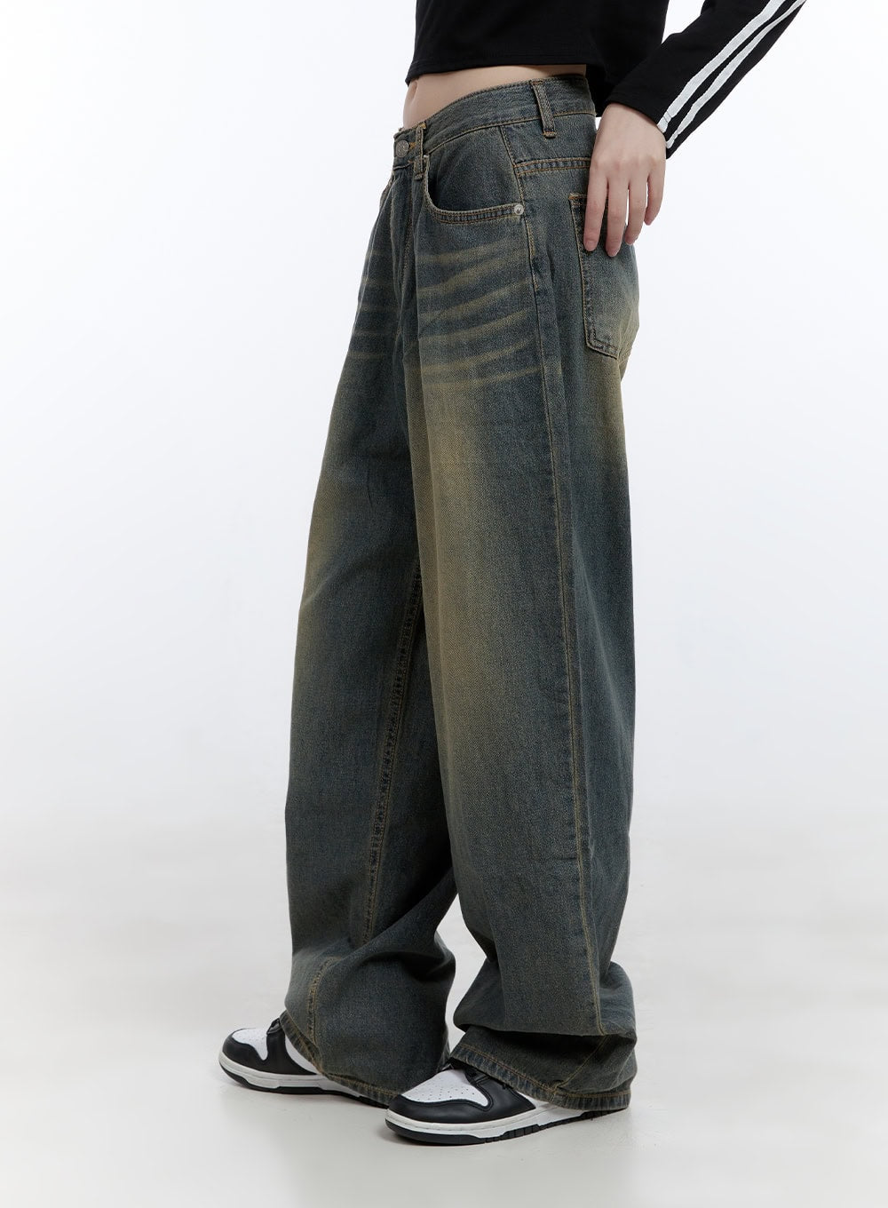 edna-washed-baggy-denim-jeans-cg413