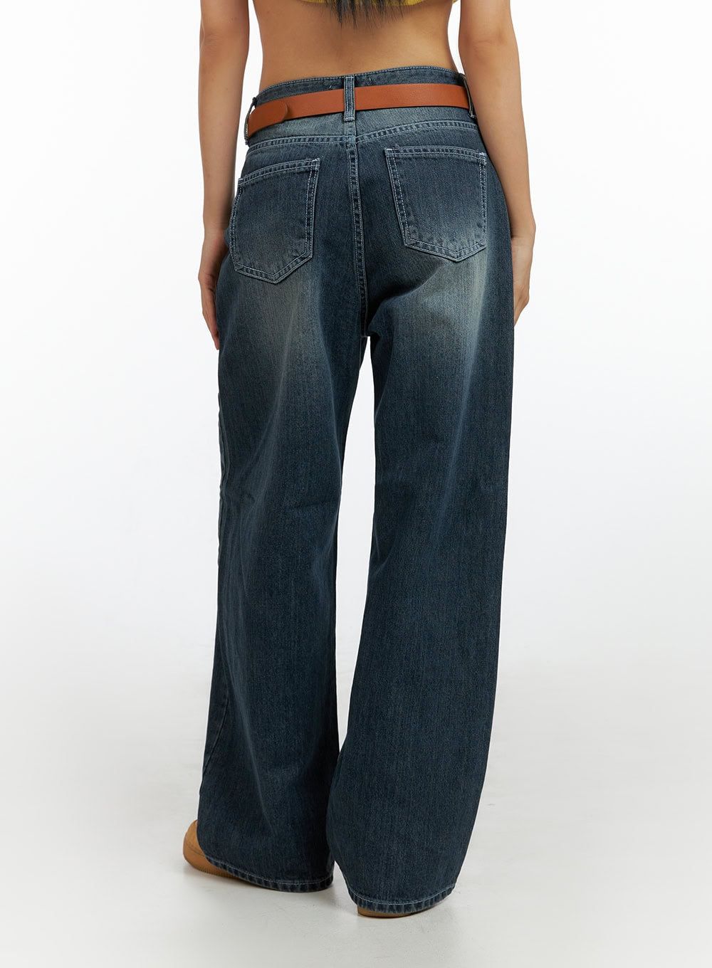slim-fit-baggy-jeans-il409