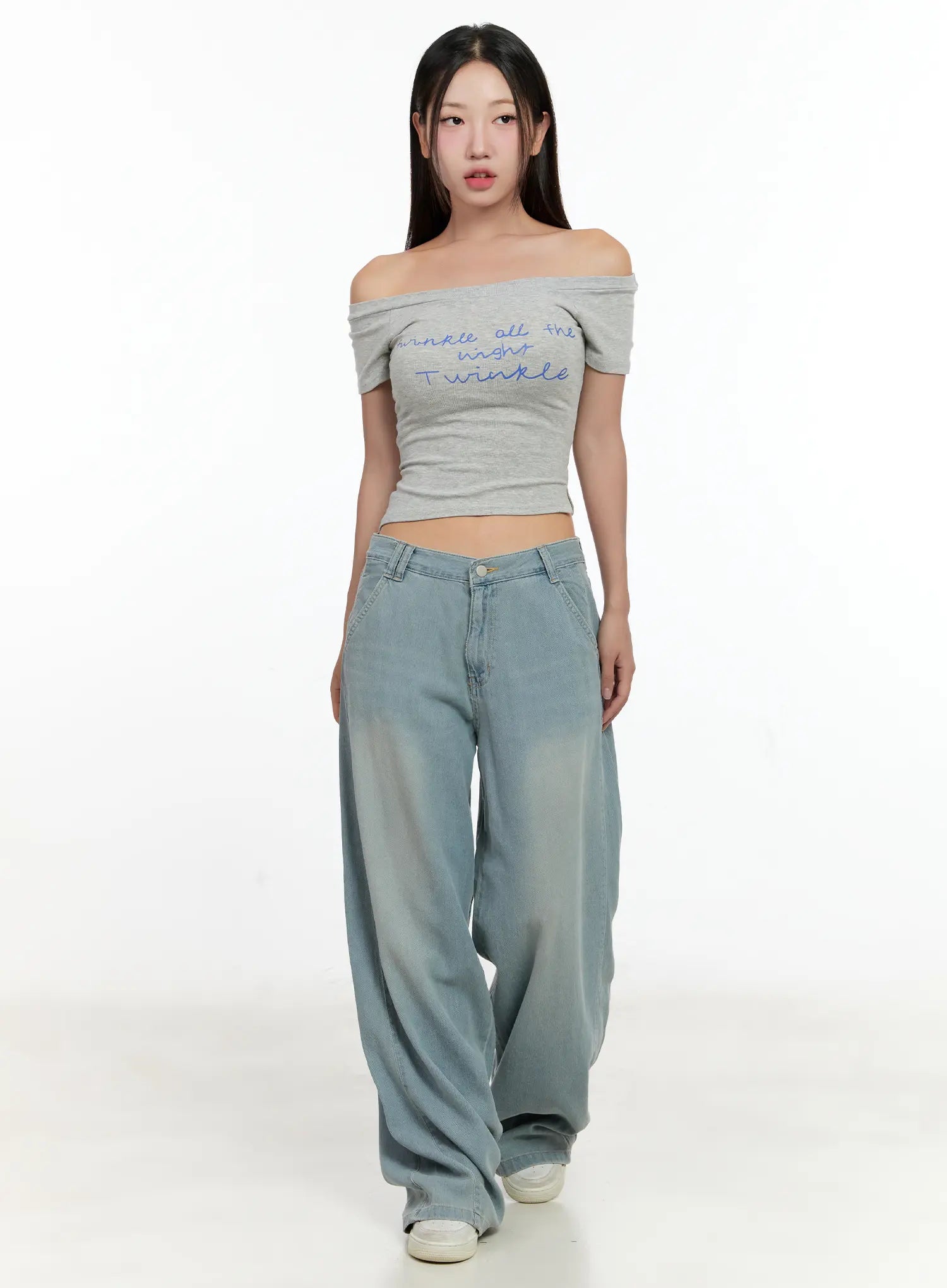 off-shoulder-graphic-top-cl531