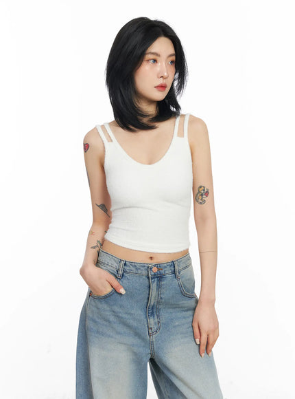 angora-blend-sleeveless-top-cj523