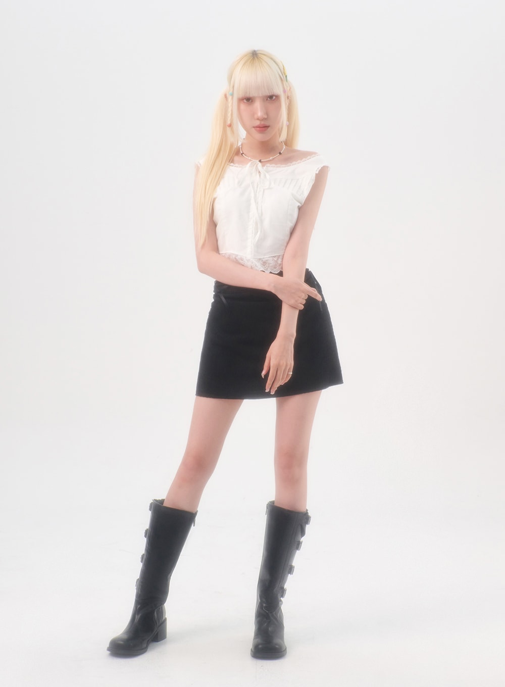 side-ribbon-mini-skirt-il307