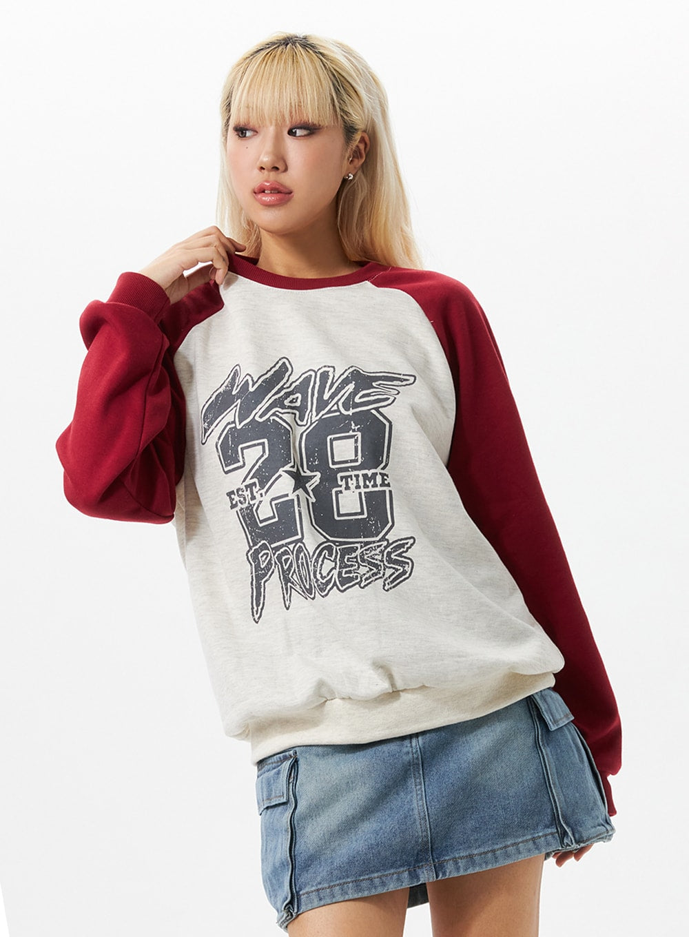 graphic-raglan-pullover-sweatshirt-io324