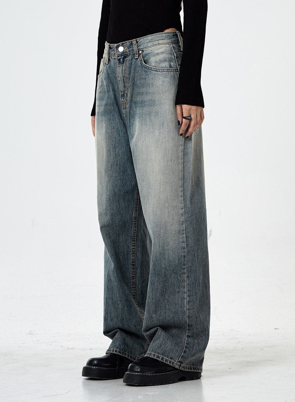 【BAON】[unisex] Walku Painter Cut Denim Wide Pants Wide Washed Jeans CS06 - Acubi style | LEWKIN – LEWKIN