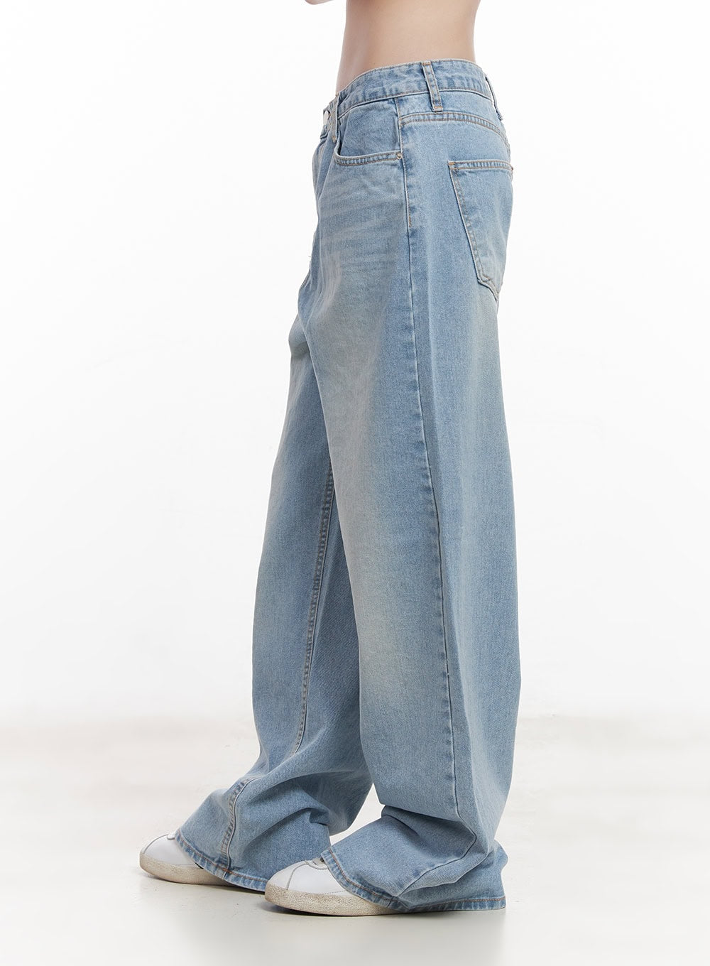 cierra-washed-wide-leg-jeans-cy520