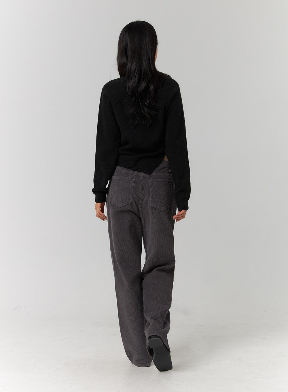 crew-neck-slit-knit-sweater-oj418