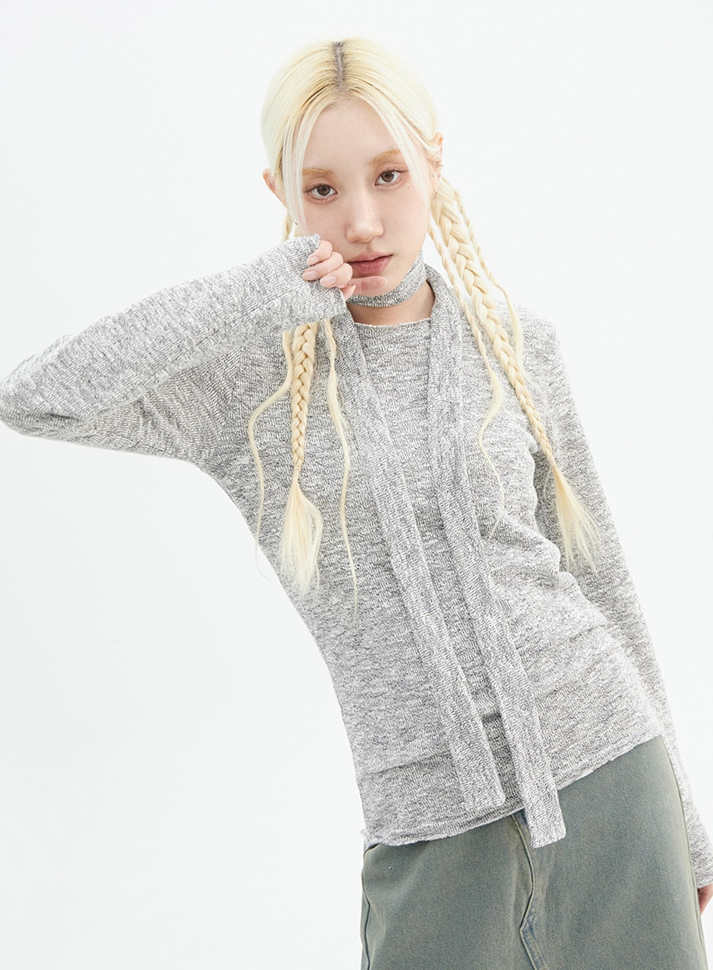 round-neck-knit-top-with-scarf-in327