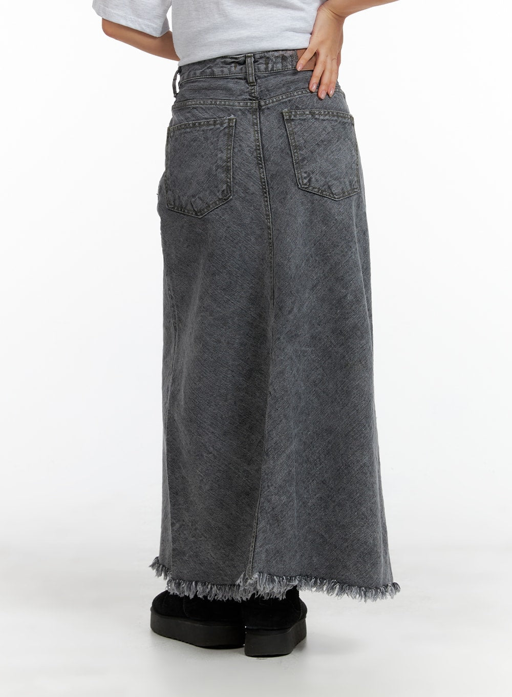 distressed-denim-maxi-skirt-cm408