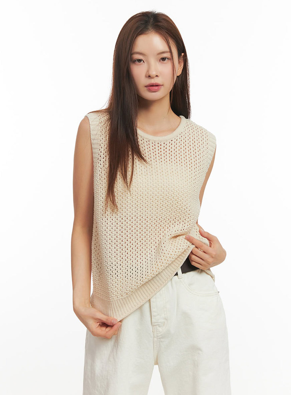 Round Neck Sleeveless Sweater IM513