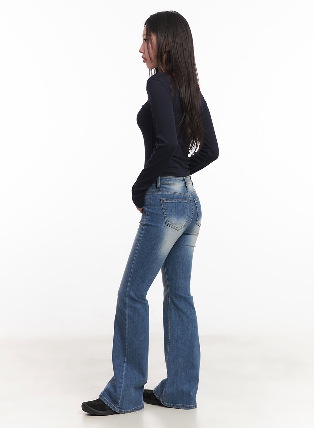casual-long-sleeve-crop-top-ca530