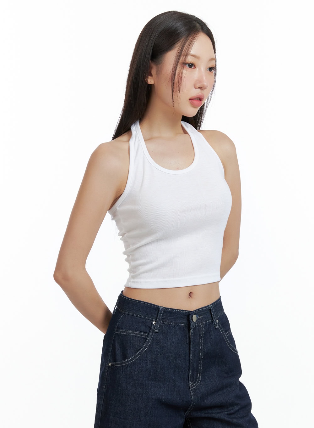 halterneck-crop-tank-top-ol401