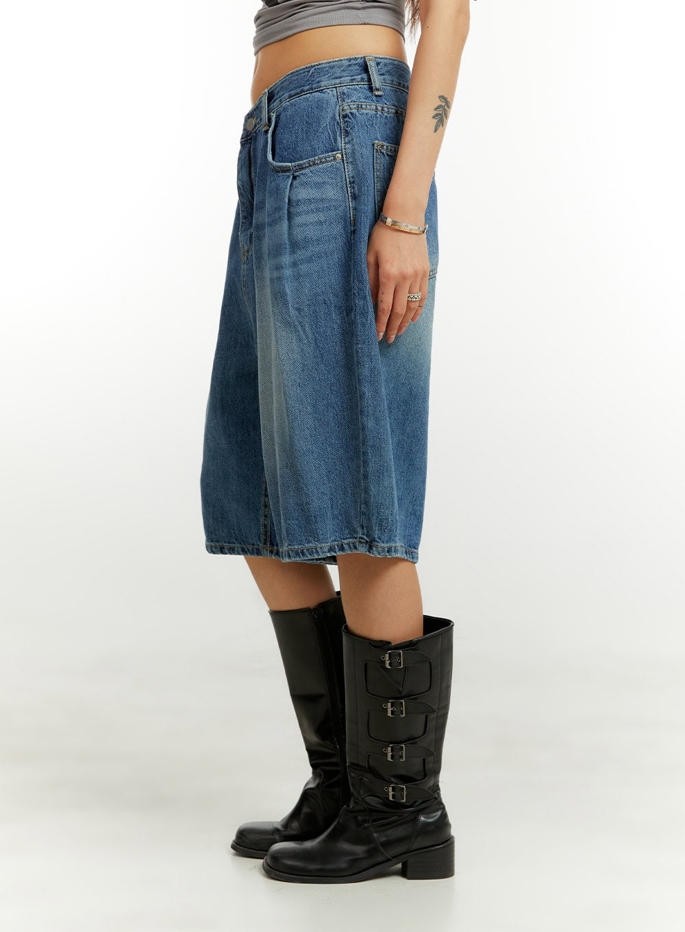 low-rise-bermuda-jorts-cu421